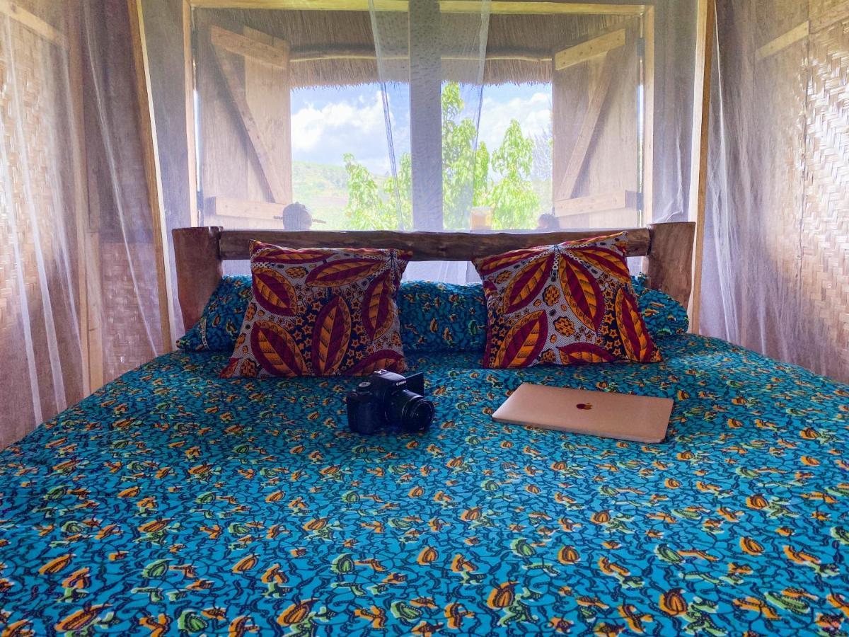 Fort Portal Mwamba Kelele Lodge מראה חיצוני תמונה