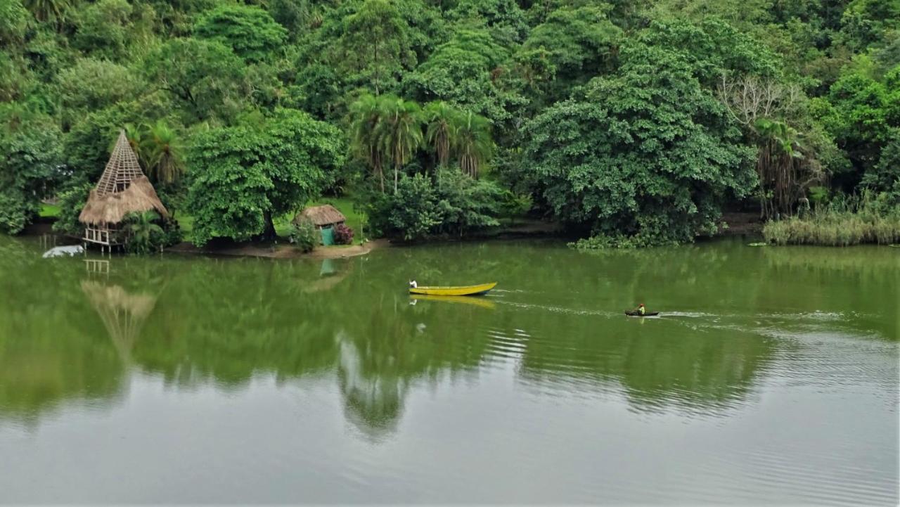Fort Portal Mwamba Kelele Lodge מראה חיצוני תמונה
