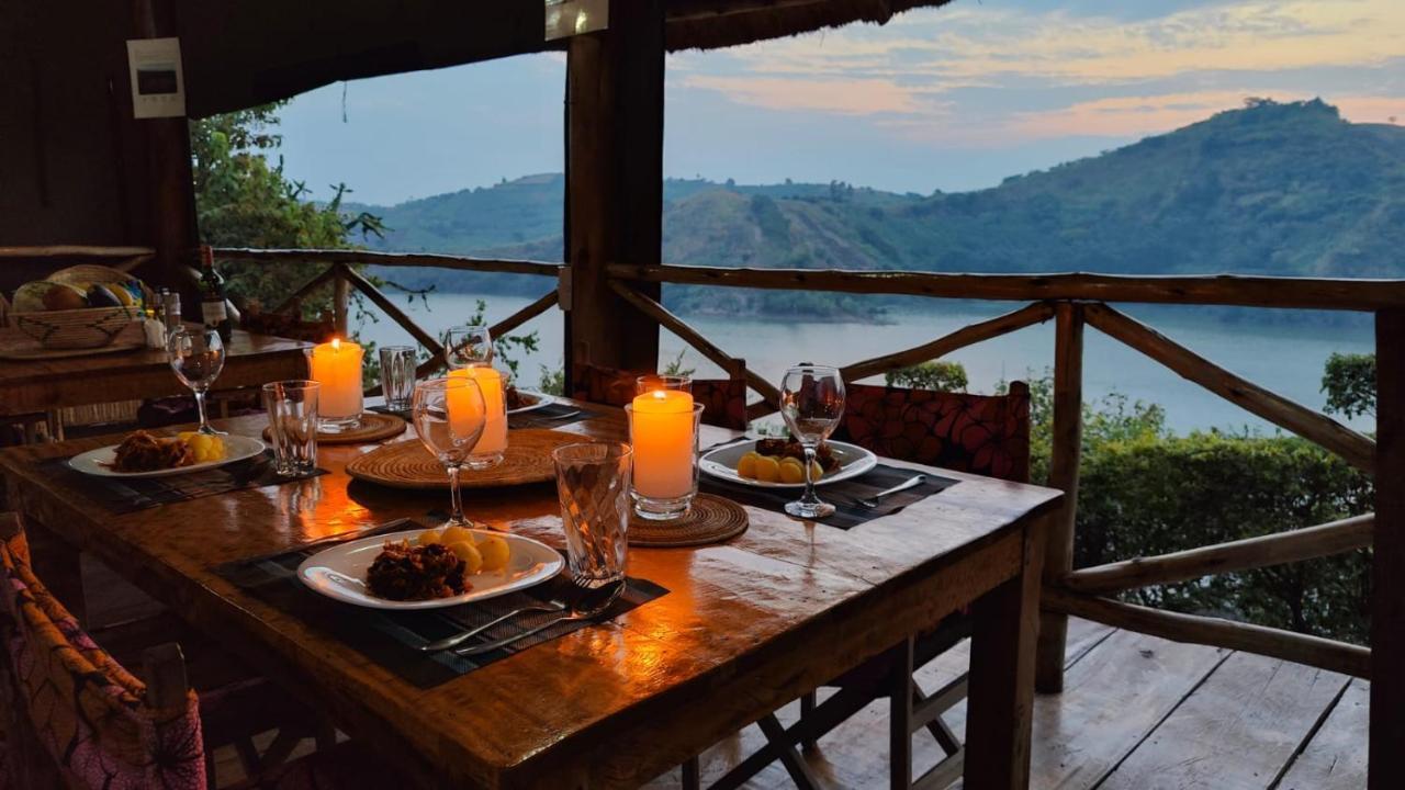 Fort Portal Mwamba Kelele Lodge מראה חיצוני תמונה