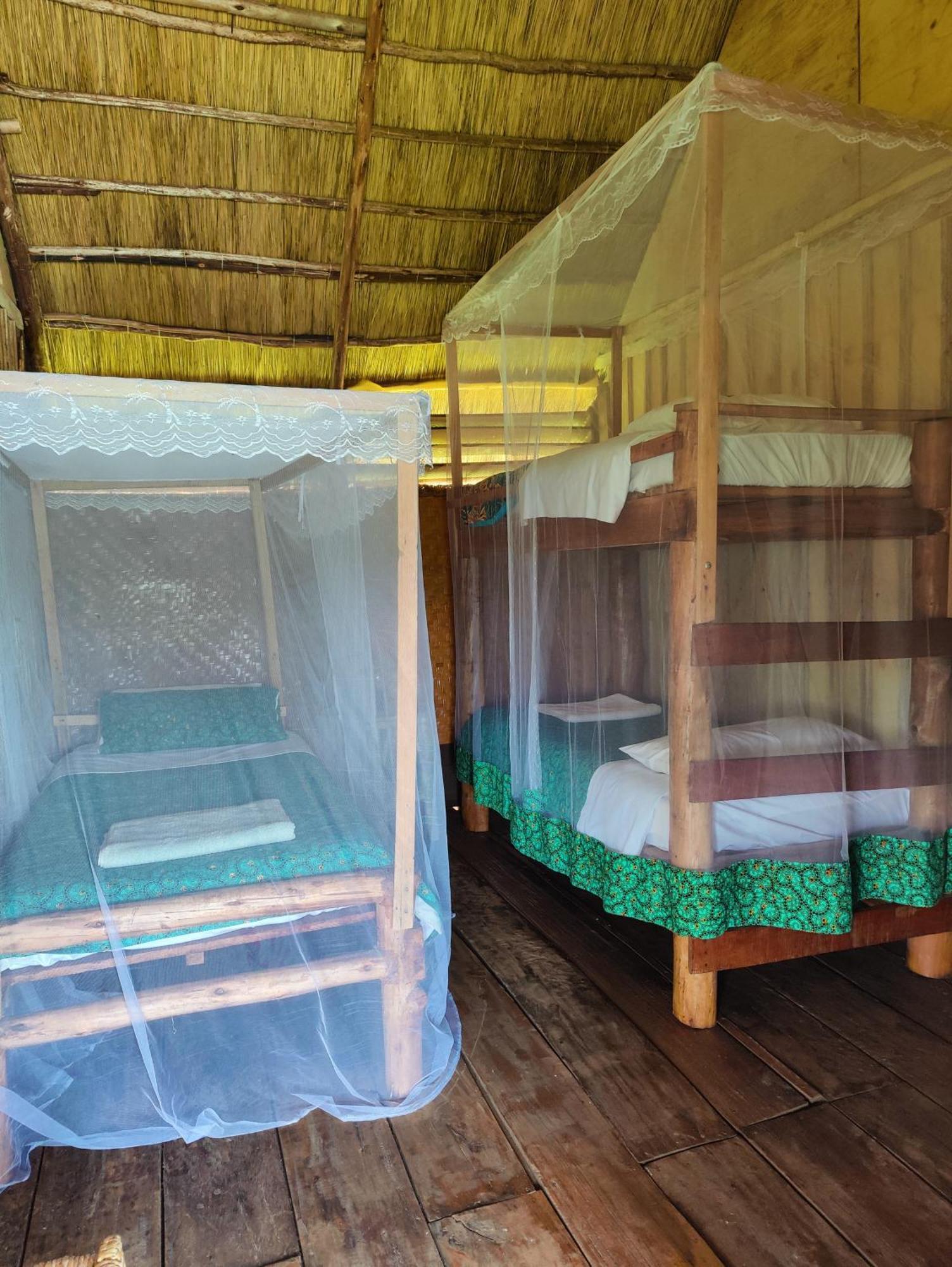 Fort Portal Mwamba Kelele Lodge מראה חיצוני תמונה